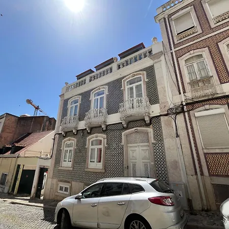 Garden Stays, Close To Tram 28, Views & Sao Jorge Castle Lägenhet