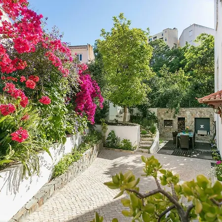 Appartement Graca Private Garden Apt, Close To Tram 28, Views & Sao Jorge Castle Lissabon