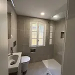 Lisbon Garden Stays, Apt Close To Tram 28, Views & Sao Jorge Castle Διαμέρισμα *