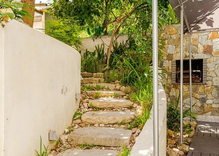 Lägenhet Graca Private Garden Apt, Close To Tram 28, Views & Sao Jorge Castle *