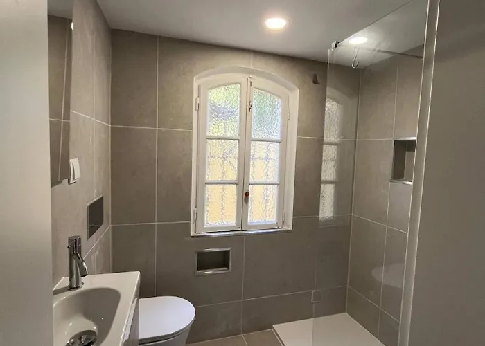 Lisbon Garden Stays, Apt close to Tram 28, Views&São Jorge Castle Apartamento *