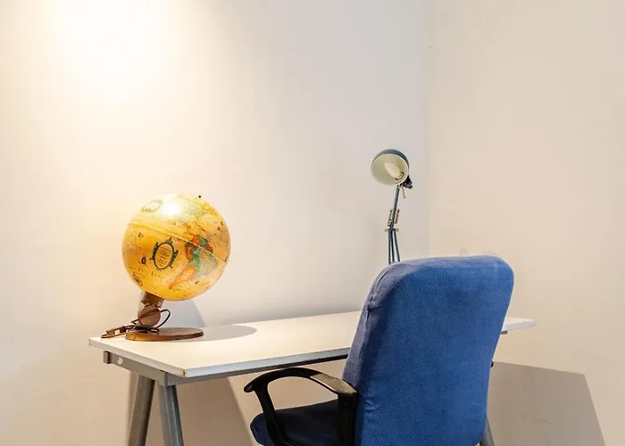 Apartamento Lisbon Garden Stays, Apt Close To Tram 28, Views & Sao Jorge Castle *